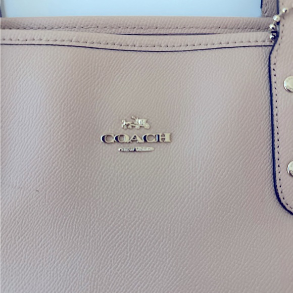Coach Crossgrain Leather Large Tote - Picture 4 of 11